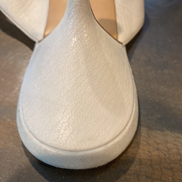 Brand New White Prada Sandals. Size 38 1/2. - Picture 5 of 8